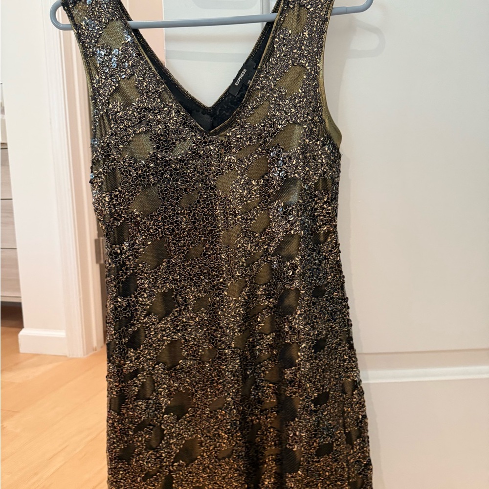 MAKE ME AN OFFER MOVING SALE EVERYTHING MUST GO Express Mini Dress